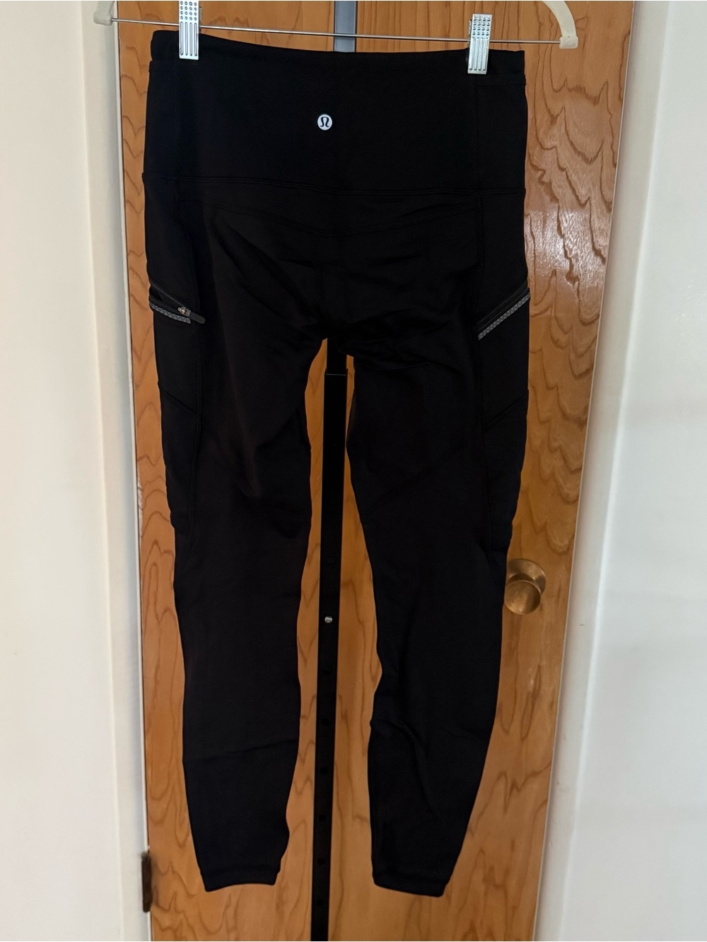 lululemon athletica women's Black leggings size 6